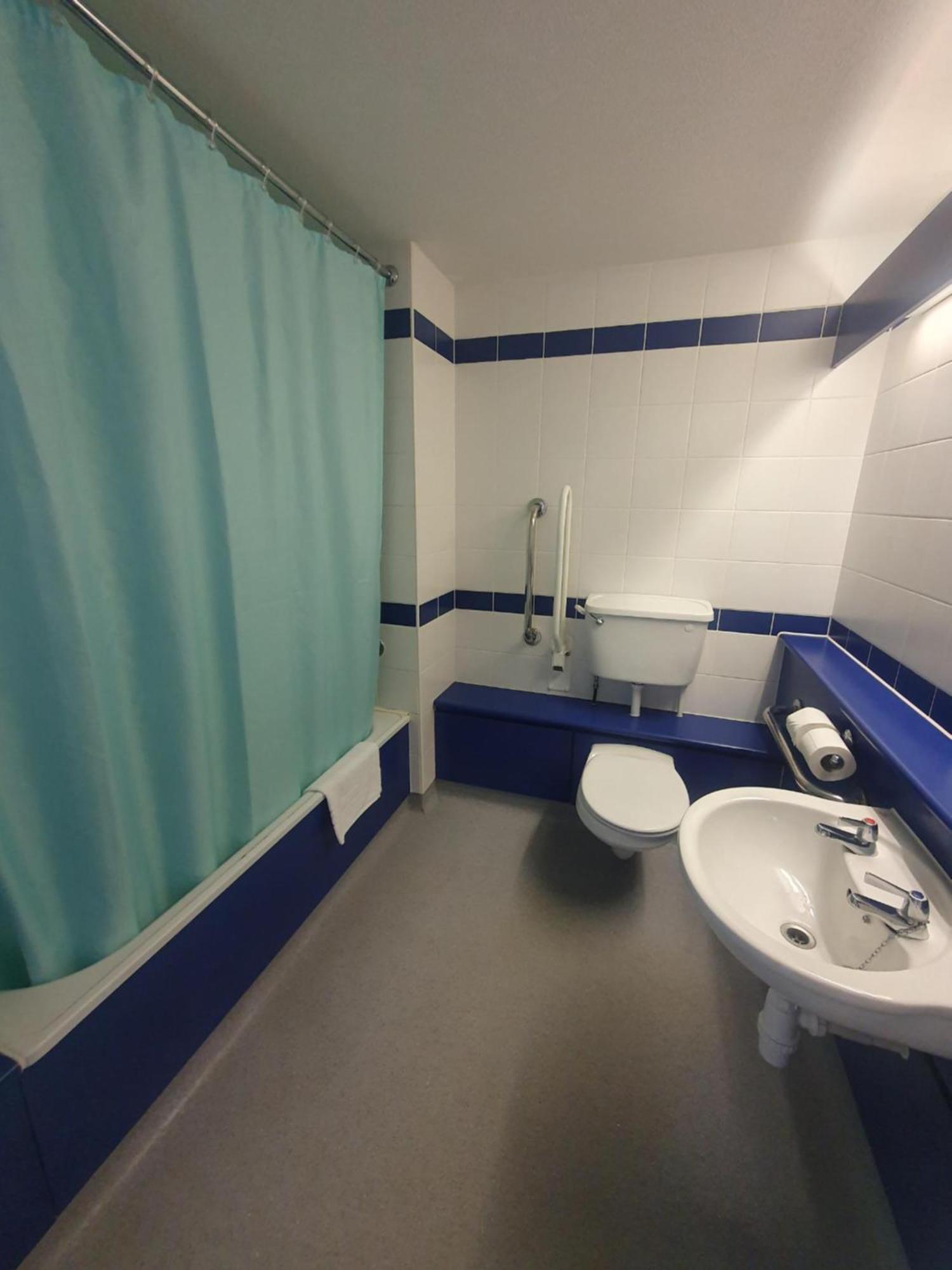 Metro Inns ハダーズフィールド エクステリア 写真